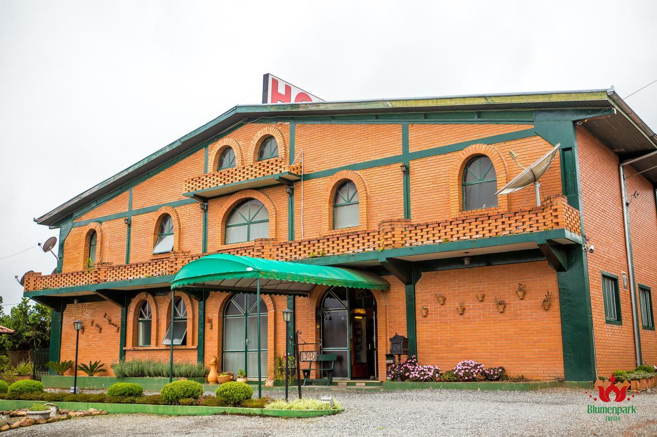 Hotel Blumenpark Rio Negro  ภายนอก รูปภาพ